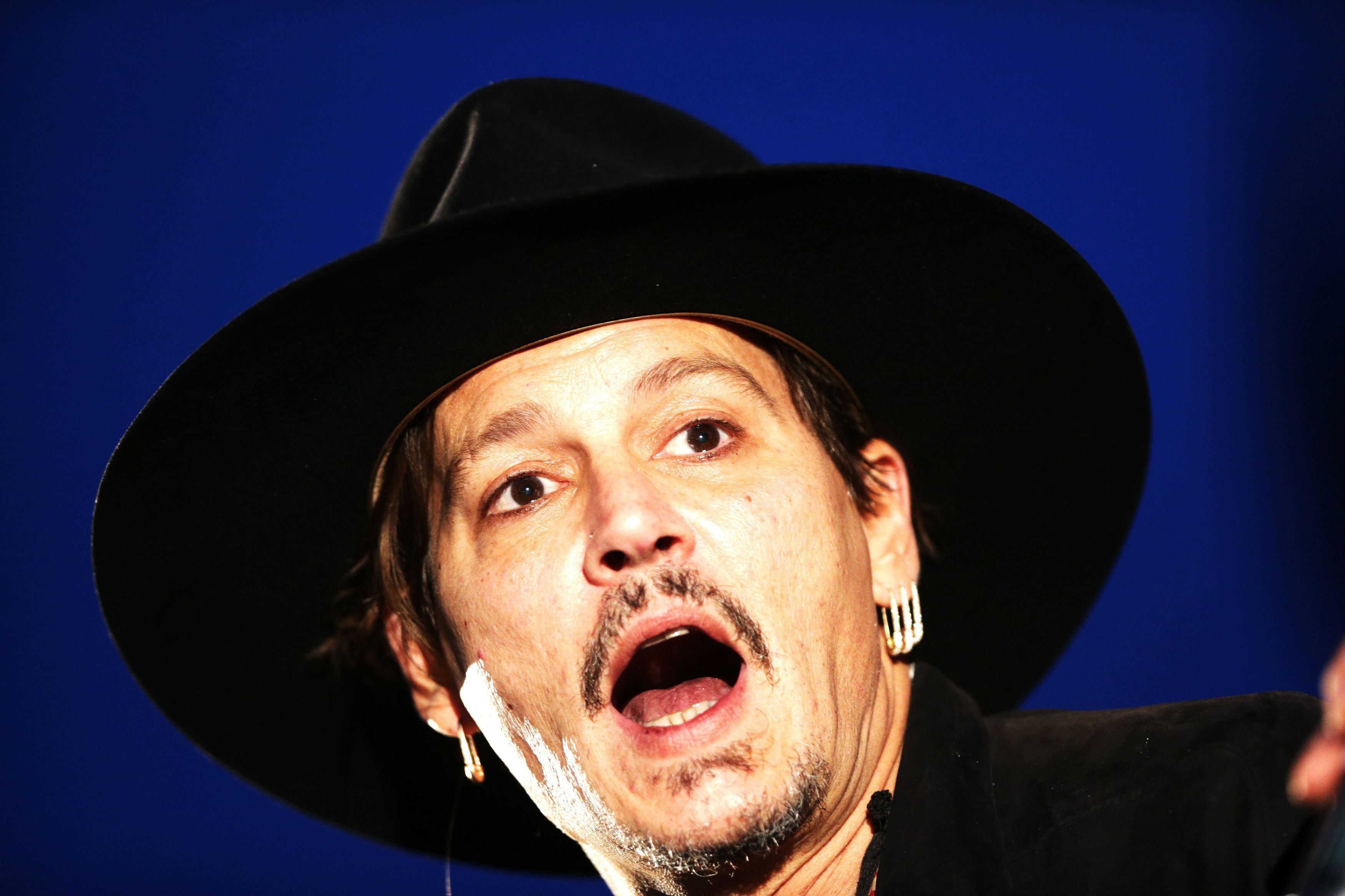 Джонни депп есть ли оскар. Johnny Depp Now.