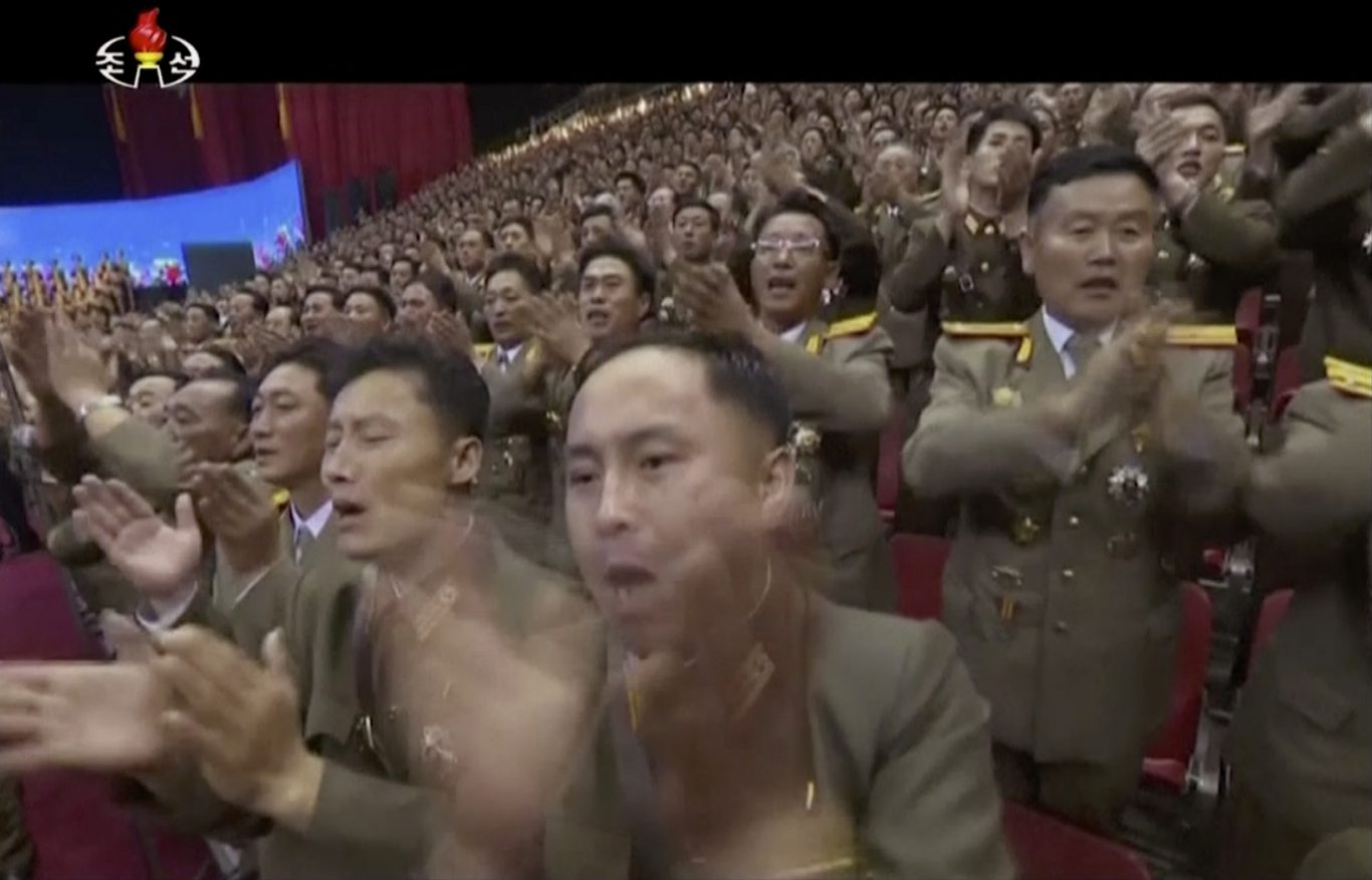 Kim Jong Un Attends Concert Hailing North Korean Missile Launch ...