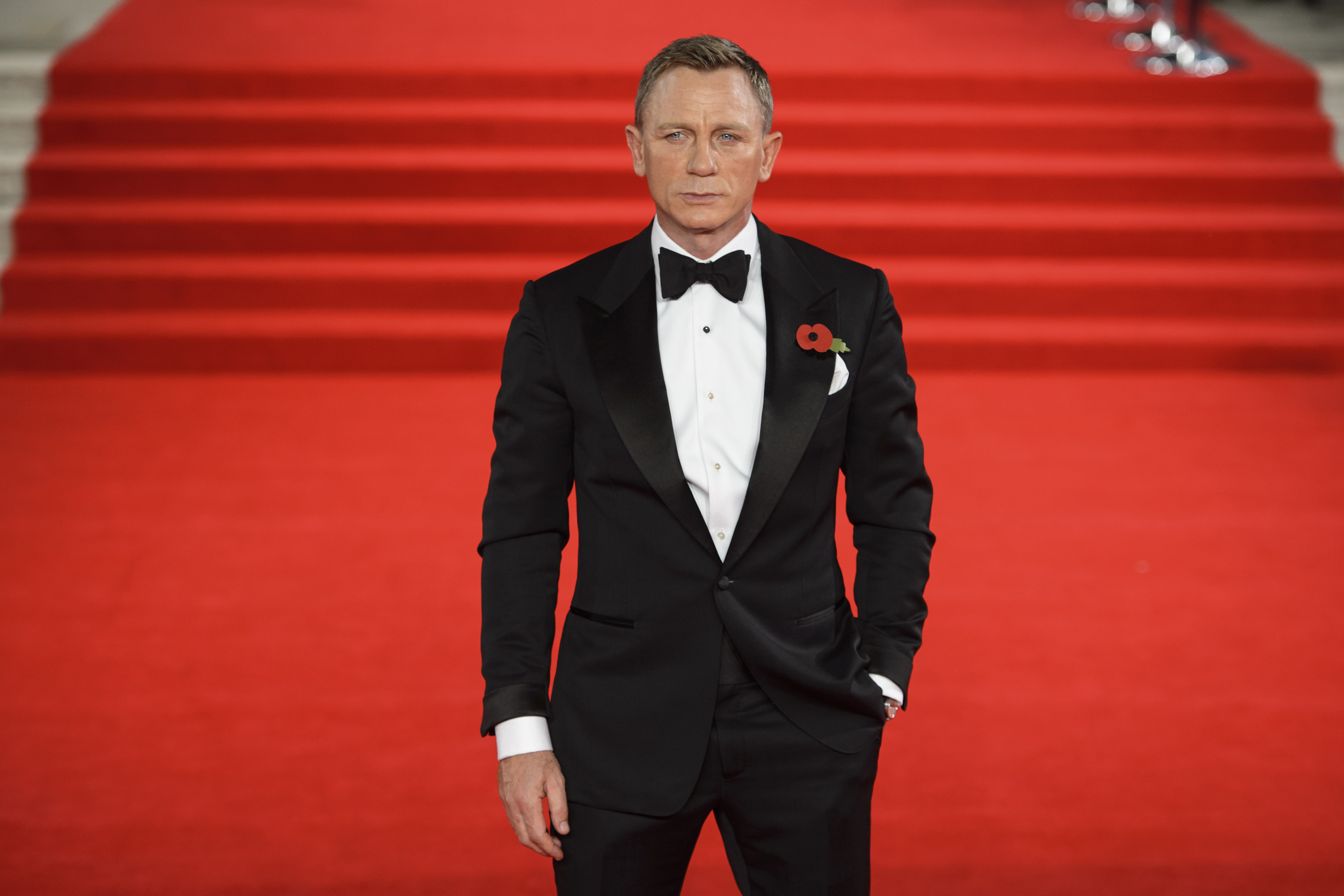 Daniel Craig