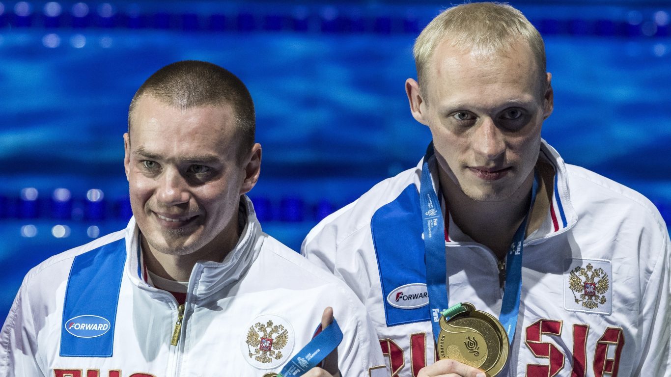 Спорт чемпионат европы. Чемпионы мира по всем видам спорта 2007. Захаров чемпион мира зимний вид спорта. Известные российские спортсмены выступающие в водных видах спорта. Чемпионат мира по бриджу.