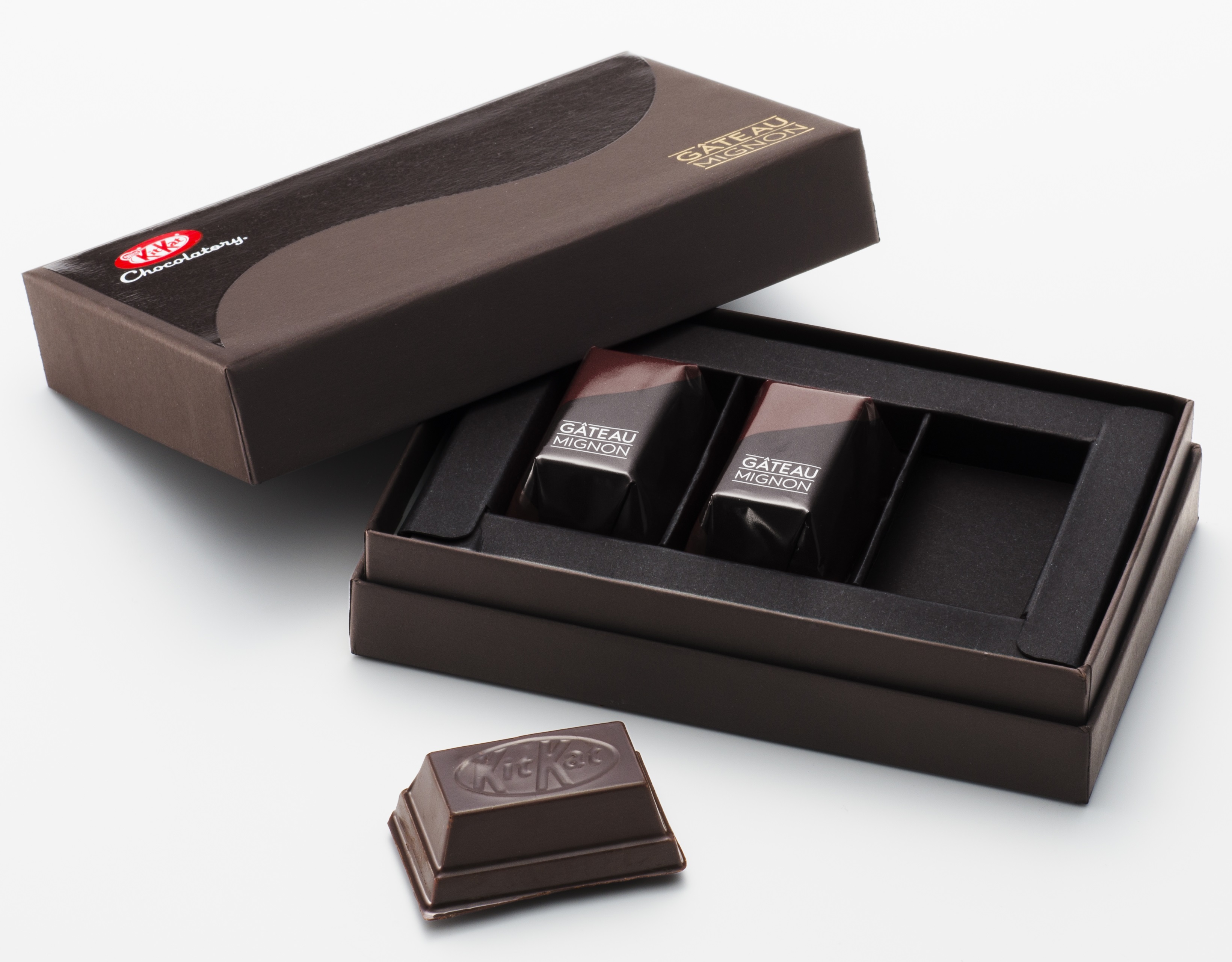 Luxury Kit Kat Filled With Chocolate Fondant Cake Released Glasgow Times