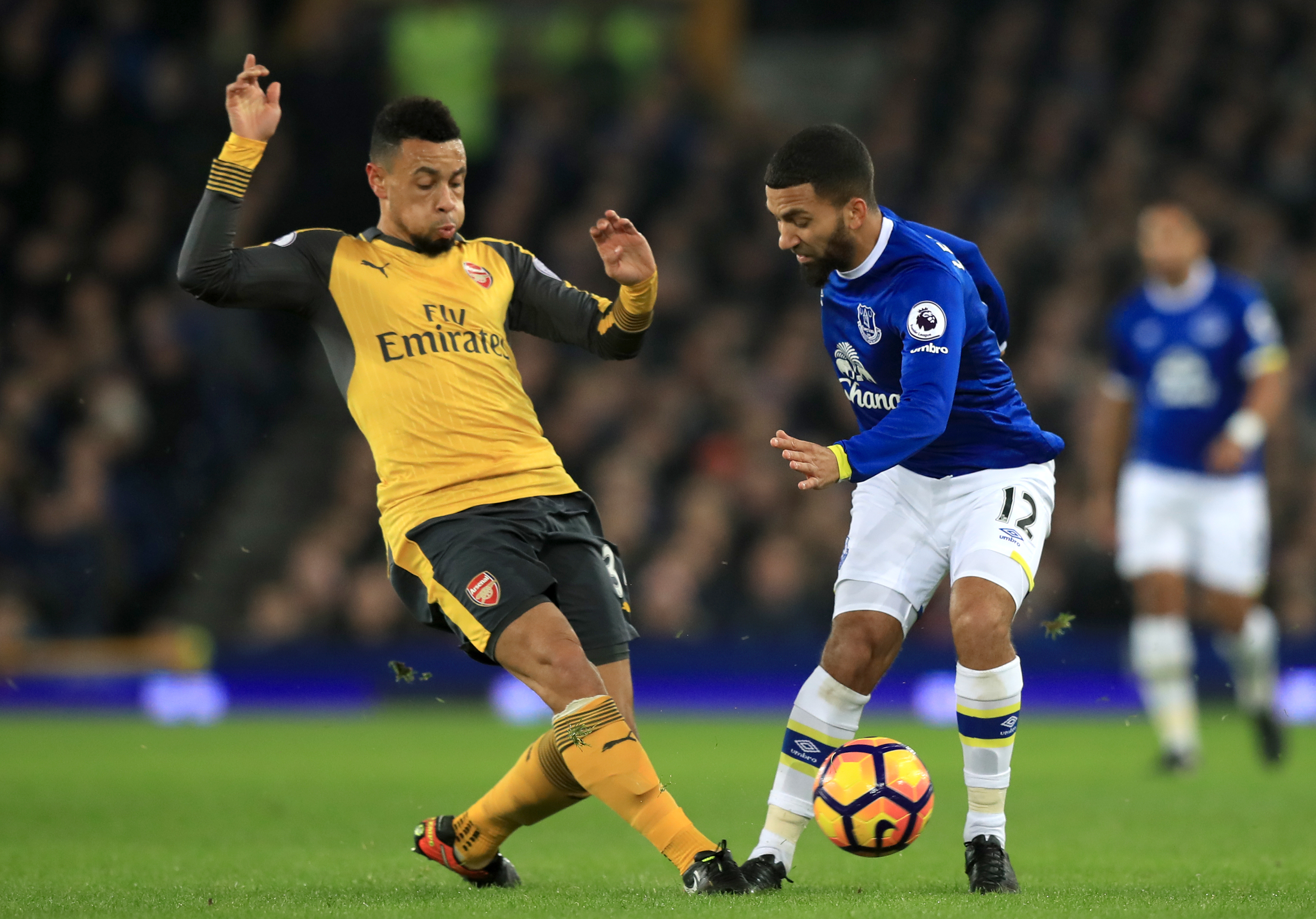 Arsenal's Francis Coquelin and Everton's Aaron Lennon