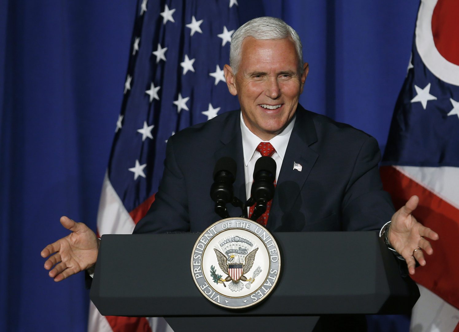 us-vice-president-pence-breaks-tie-as-senate-votes-to-debate-healthcare