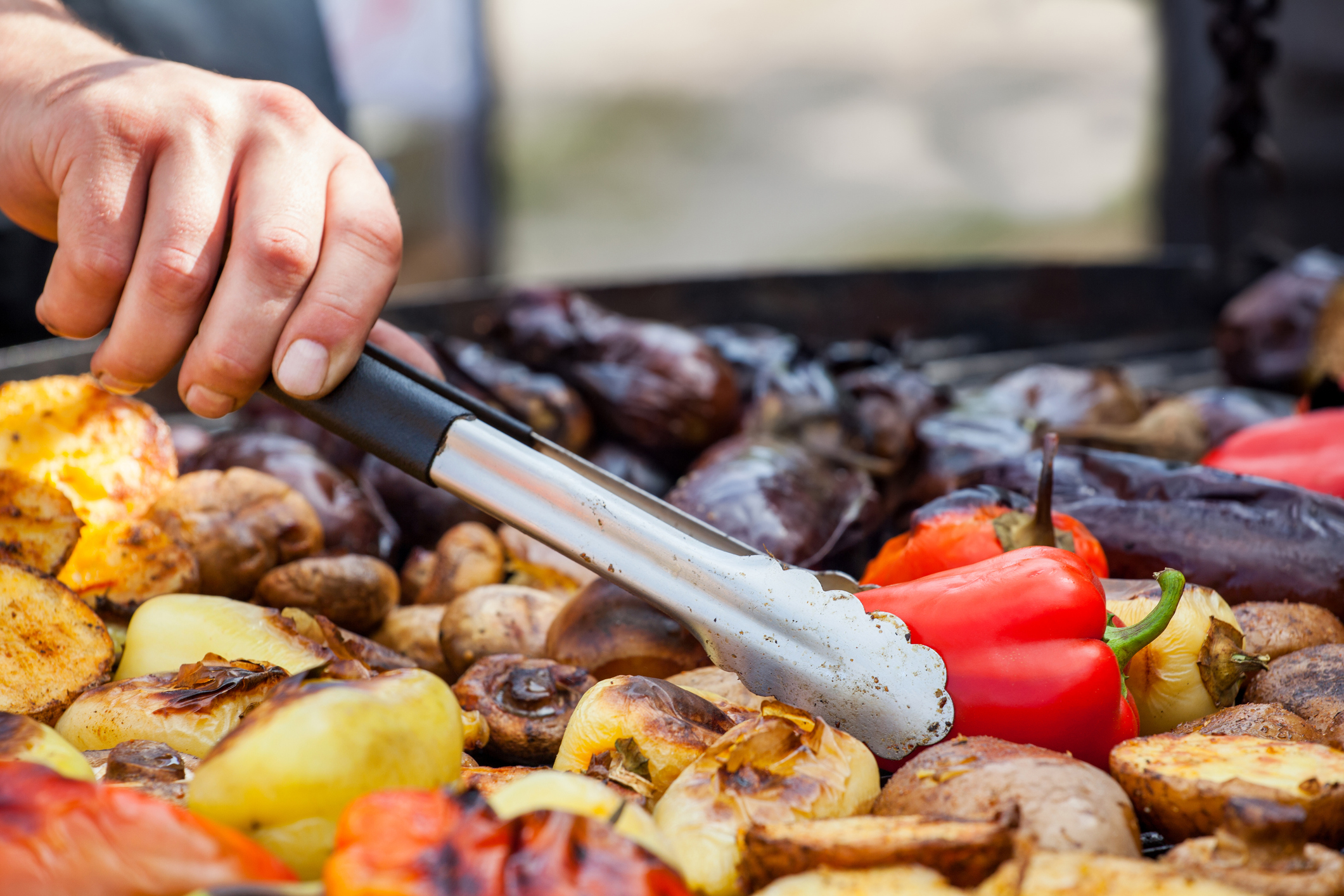 use of food tongs