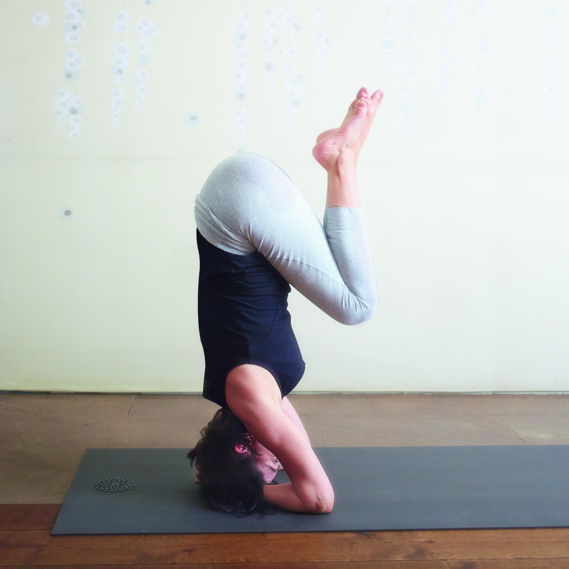 Sadie Frost in a yoga pose (David Loftus/Kyle Books/PA)
