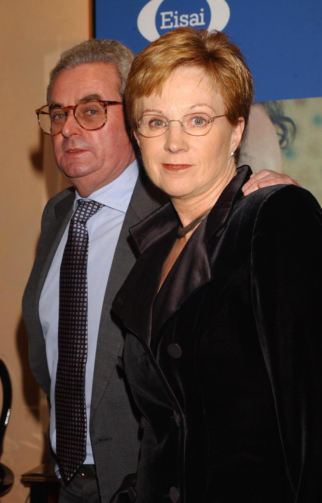 Anne Robinson with her then husband, John Penrose in 2002 (Yui Mok/PA)