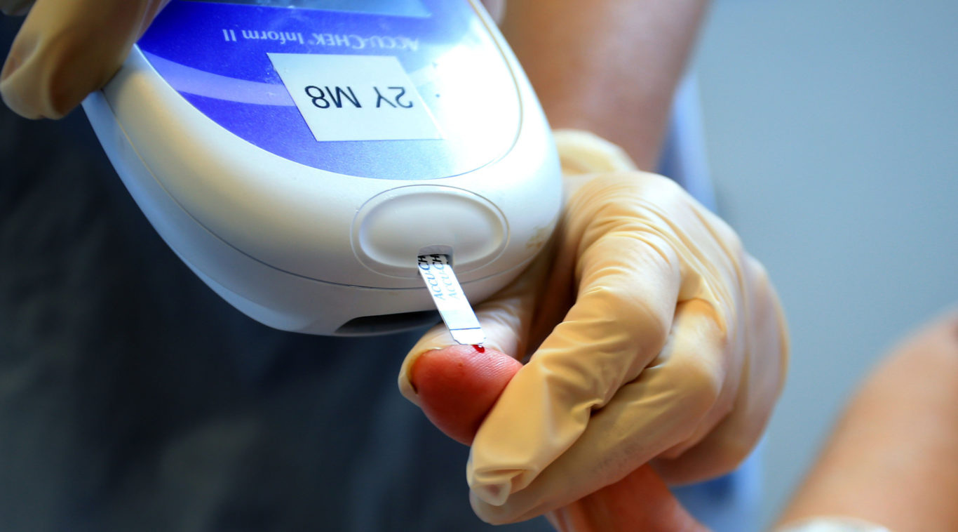 Wearable sensor to replace blood sugar needle tests available soon on