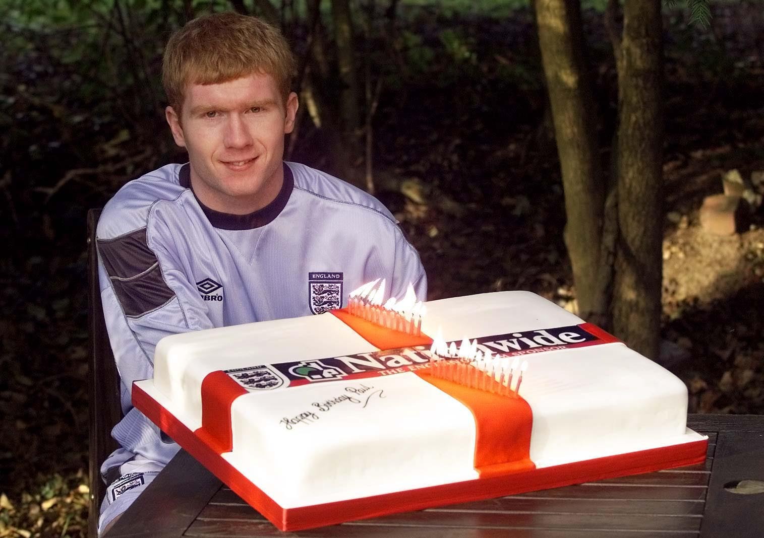 Paul Scholes with a birthday cake