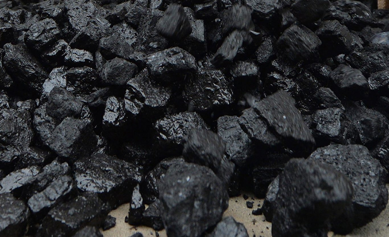 Каменный уголь возобновляемый. Уголь ДПК 50-200мм. Уголь каменный 50-200 ДПК. Уголь ДПКО. Уголь бурый каменный антрацит.