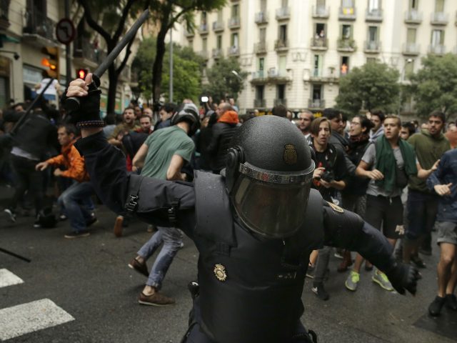 Spanish riot police deployed in Barcelona