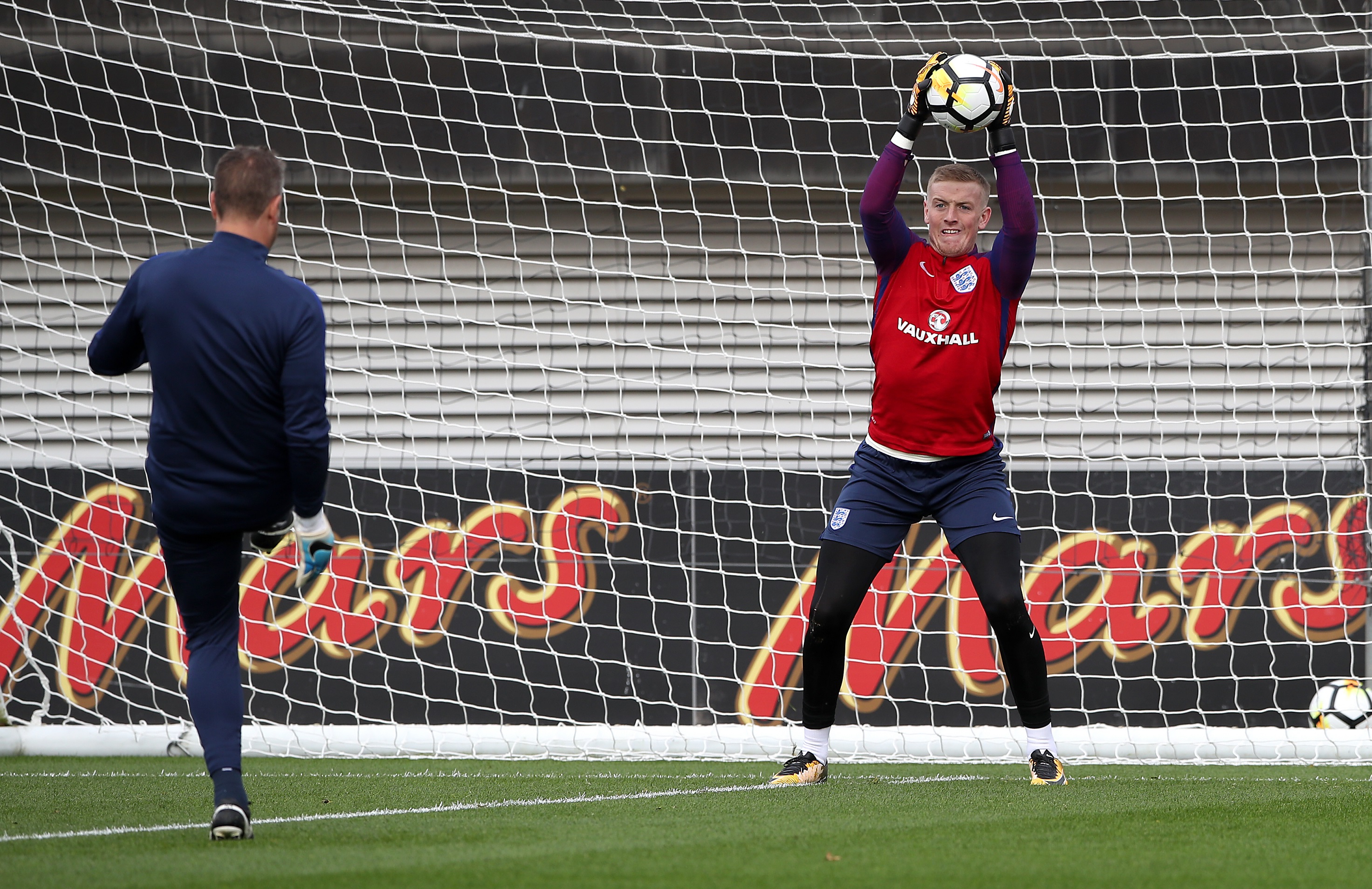 Jordan Pickford trains with England