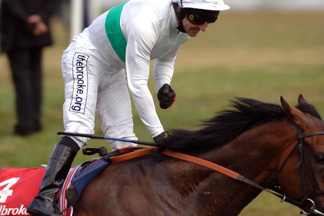 Jimmy Fortune celebrates winning the St Leger at Doncaster in 2007 aboard Lucarno