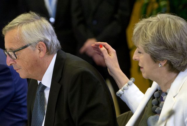 Theresa May and Jean-Claude Junkcer