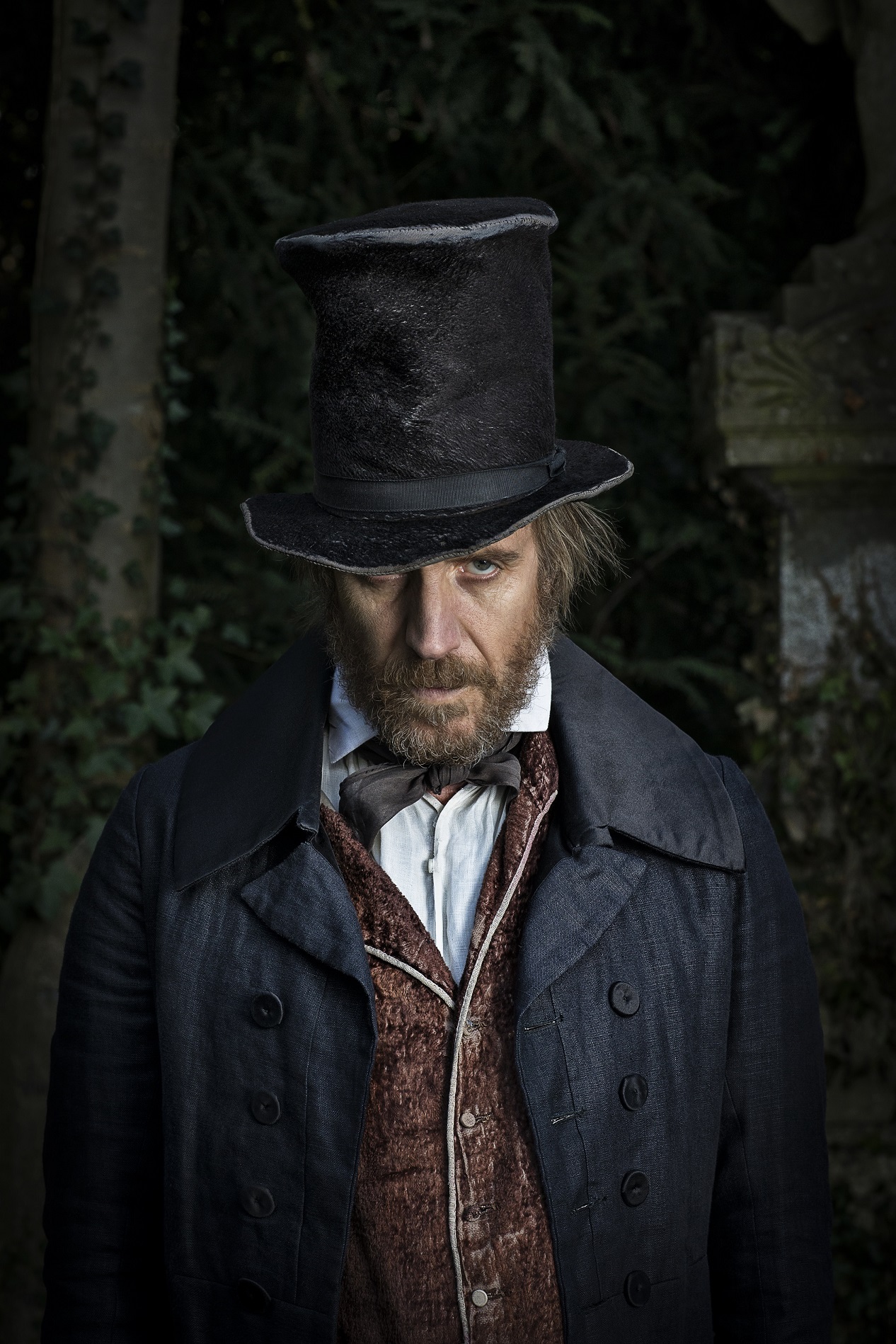 Rhys Ifans in A Christmas Carol 