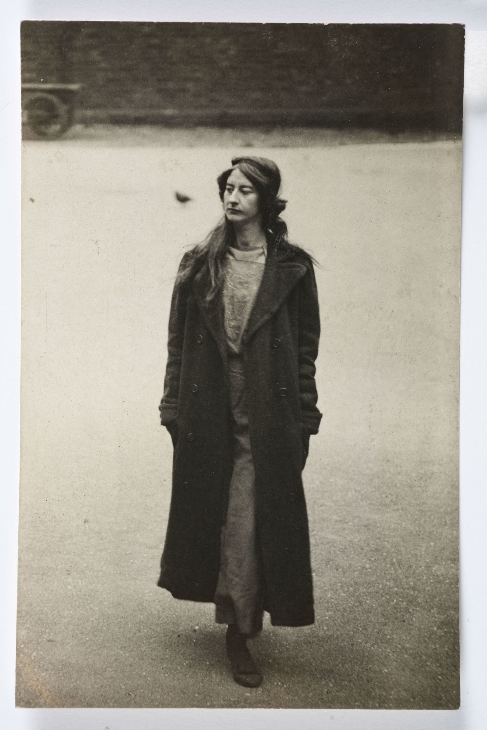 Surveillance image of the suffragette prisoner Grace Marcon, alias 'Frieda Graham 1913-1914.