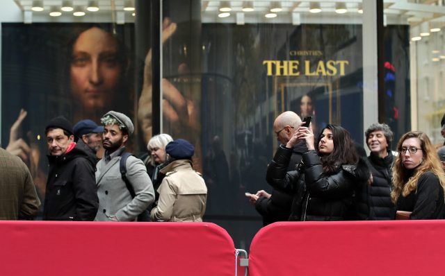 Leonardo da Vinci's painting Salvator Mundi sells for record £342m Leonardo da Vinci's painting Salvator Mundi sells for record £342m