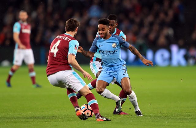 West Ham take on Manchester City