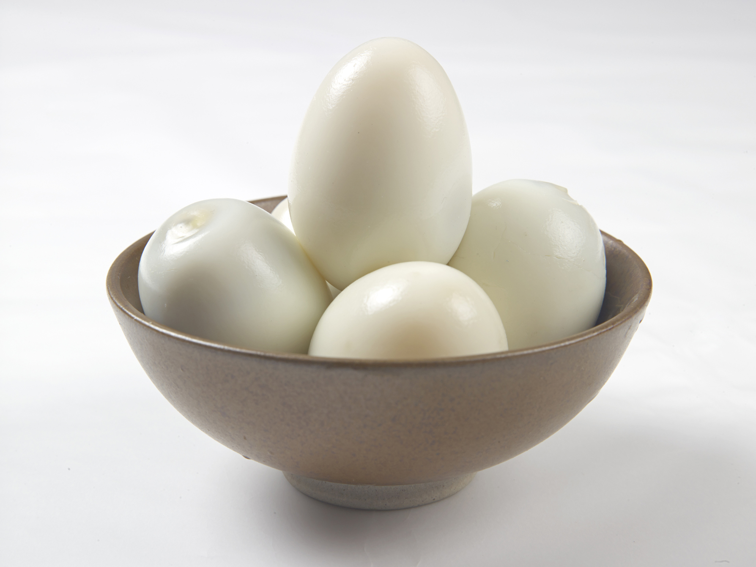 Egg wiki. Яйцо дольками. Egg2025. Boiled. Половинка вареного яйца PNG.