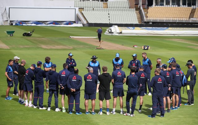 Trevor Bayliss will stand down as England head coach in 2019