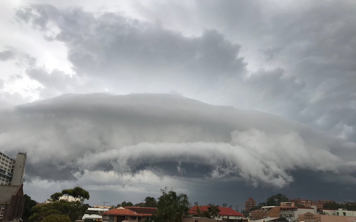 The storm comes in over northern Sydney (@lynshields/PA)