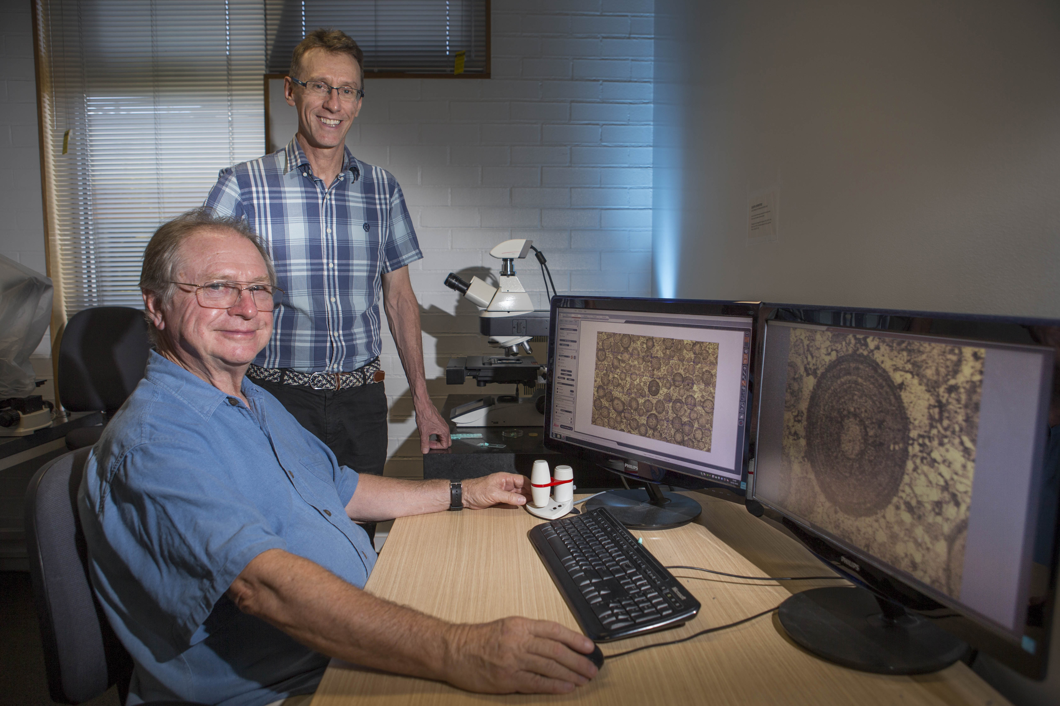 Dr Bob Burne, left, and Professor Murray Batchelor, from the ANU.