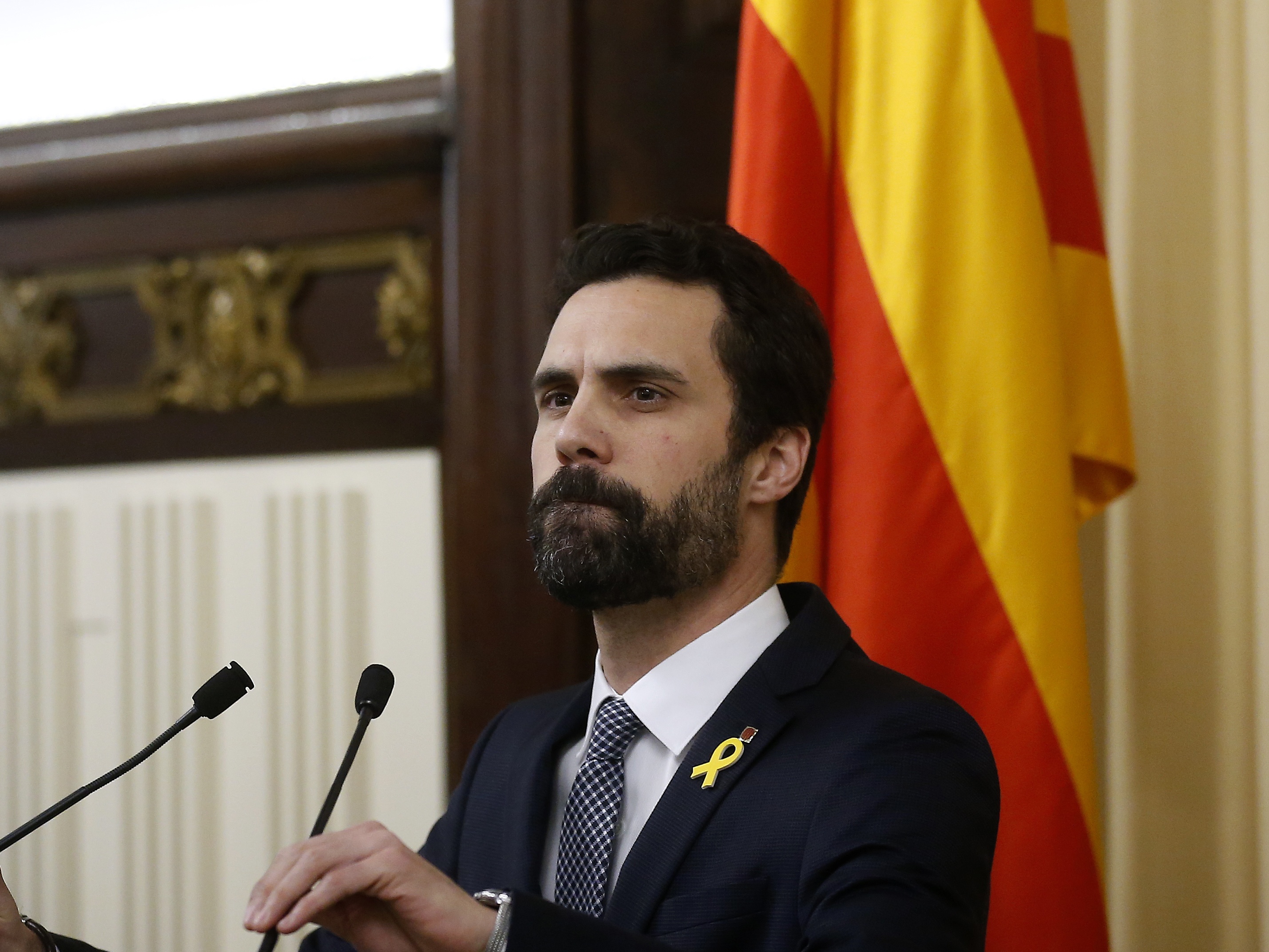 Roger Torrent speaking to the media in Barcelona (Manu Fernandez/AP)