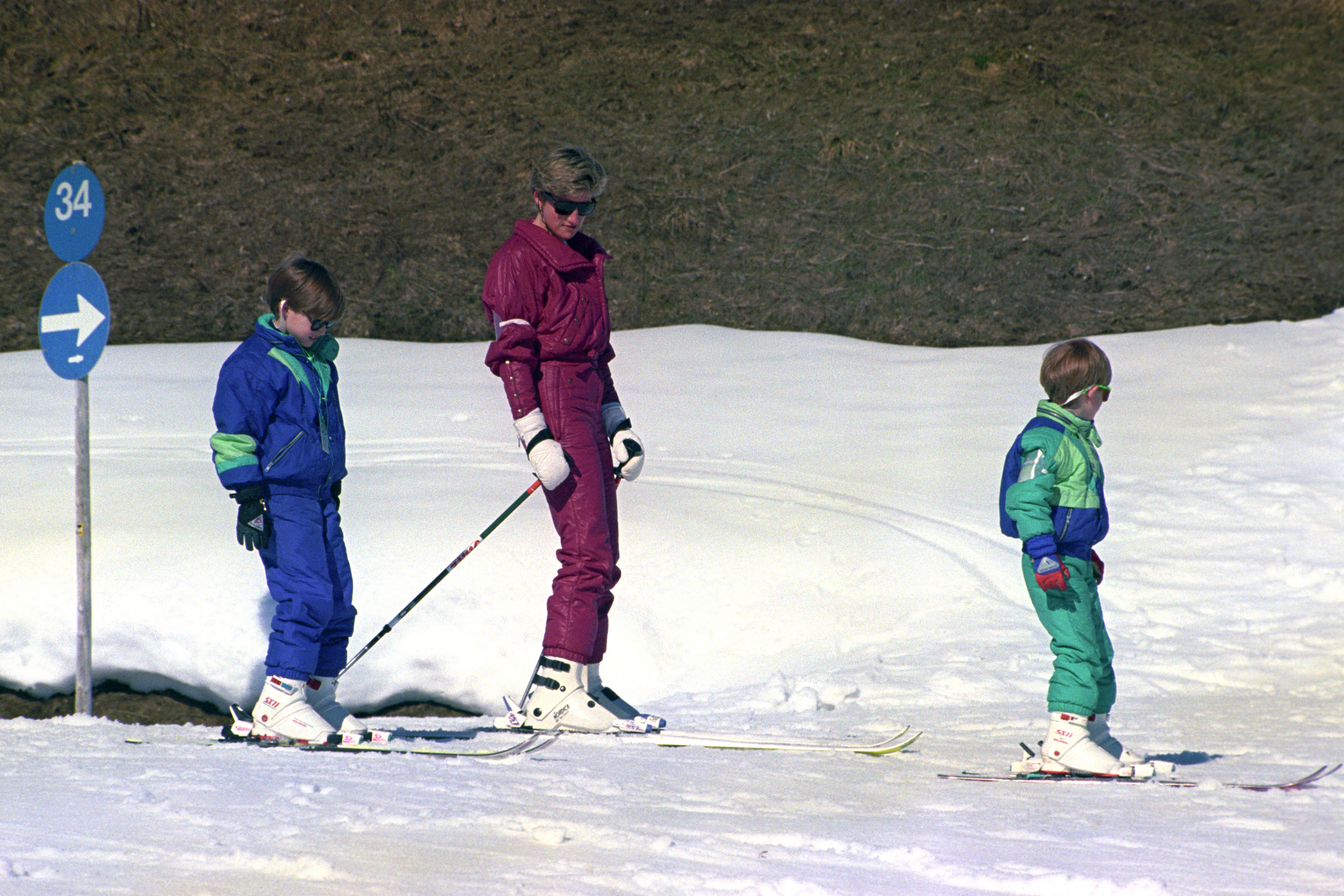 Prince Harry leads the way as he, his mother the Princess of Wales and brother Prince William set off for the pistes on the Kriegerhorn.(Martin Keene/PA) 