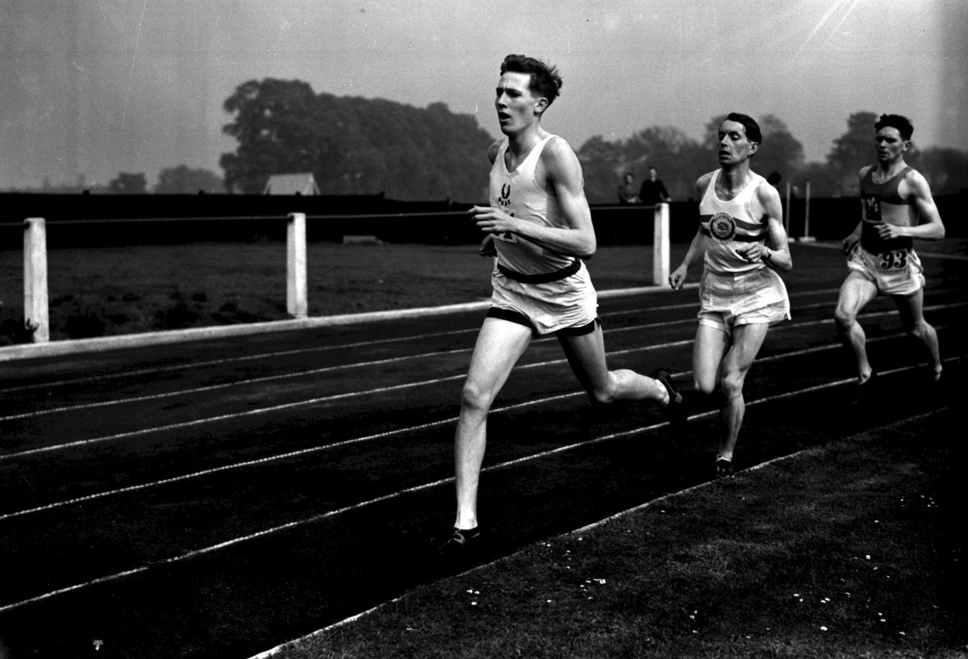 Representing Oxford University during the Inter-Varsity mile event (PA)