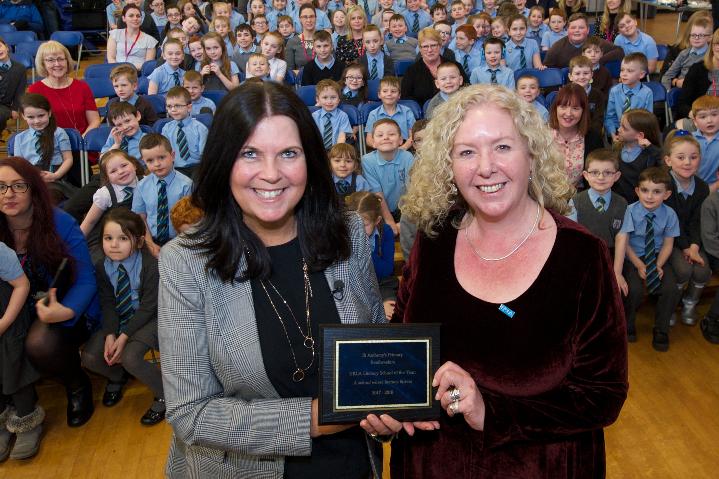St Anthony's Primary Head Teacher Jacqueline McBurnie (left) and President of the UKLA Tracy Parvin (right) as the school is named UKLA Literacy School of the Year (Renfrewshire Council/PA)
