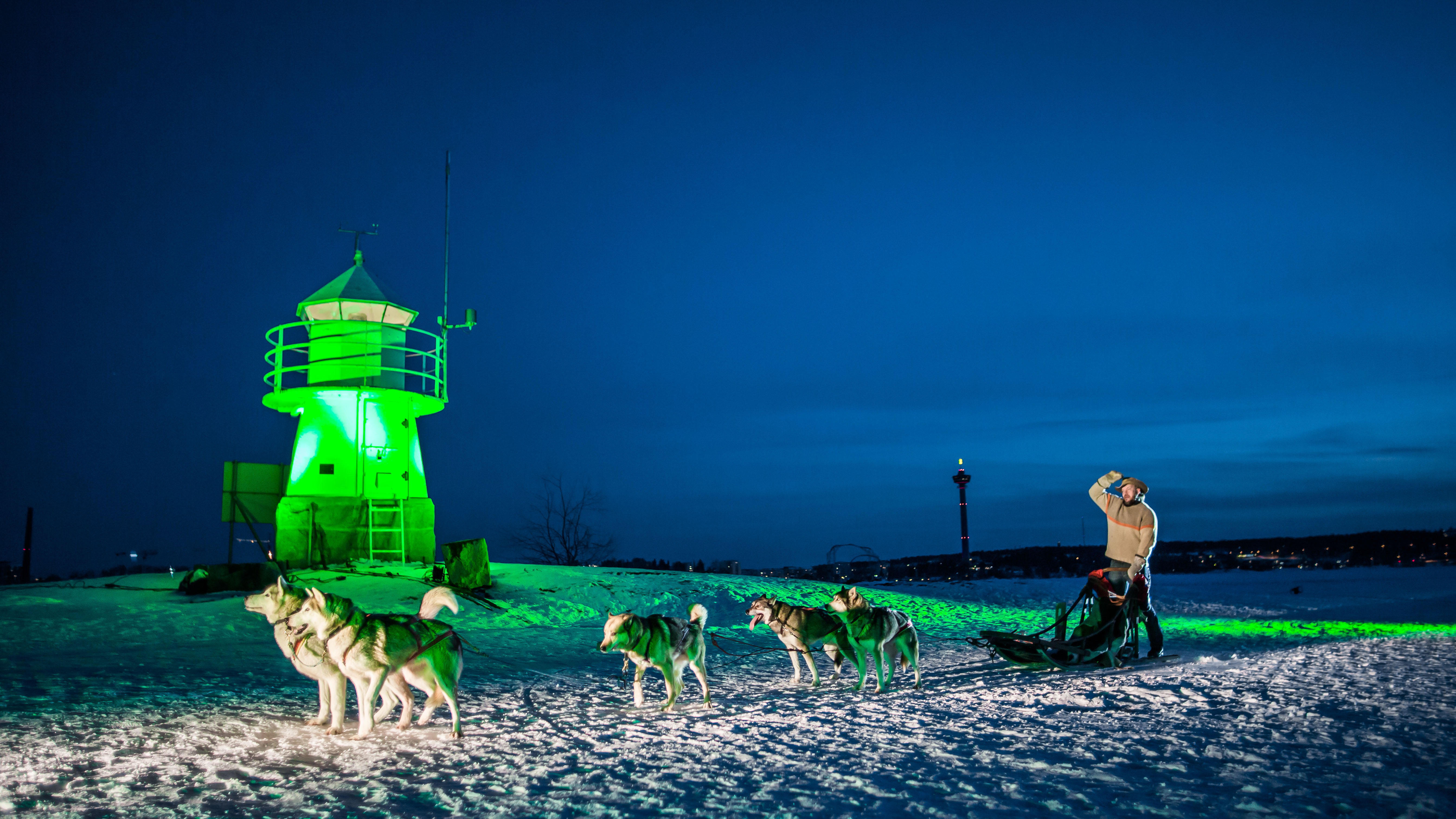 The lighthouse on the frozen lake Nasijarvi in Finland (Tourism Ireland/PA)