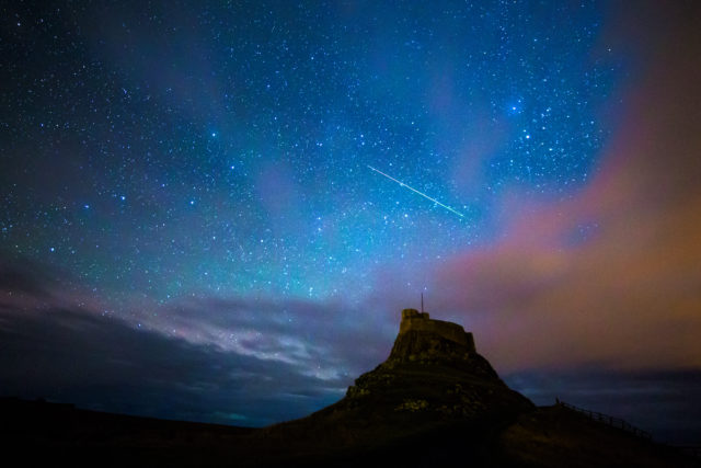 A natural shooting star (daamcreative/Getty Images)