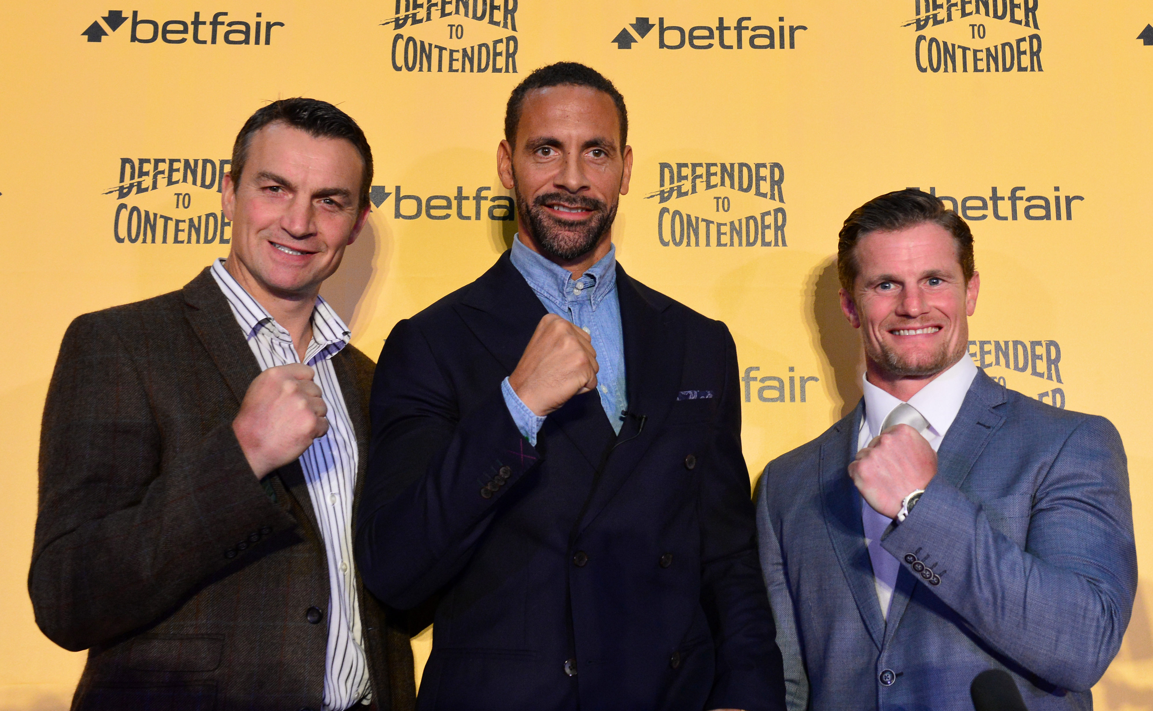 Rio Ferdinand (centre)