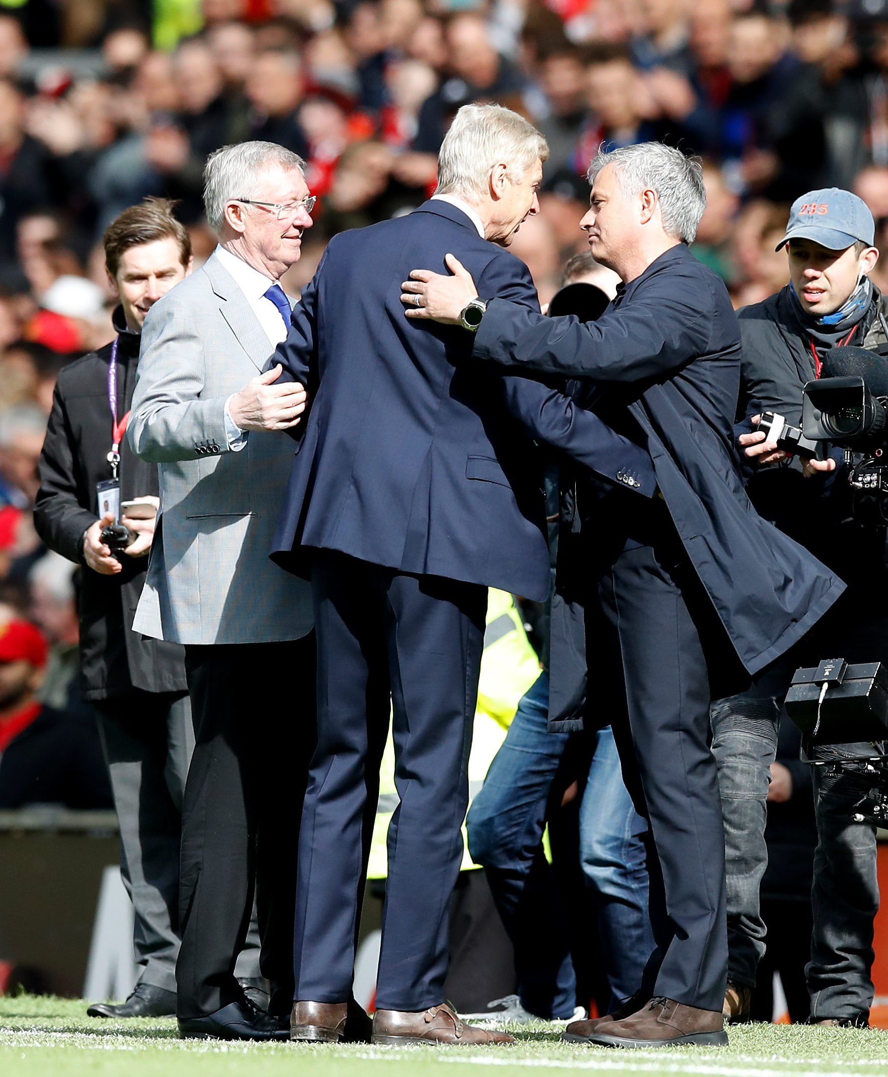 Sir Alex Ferguson (left)