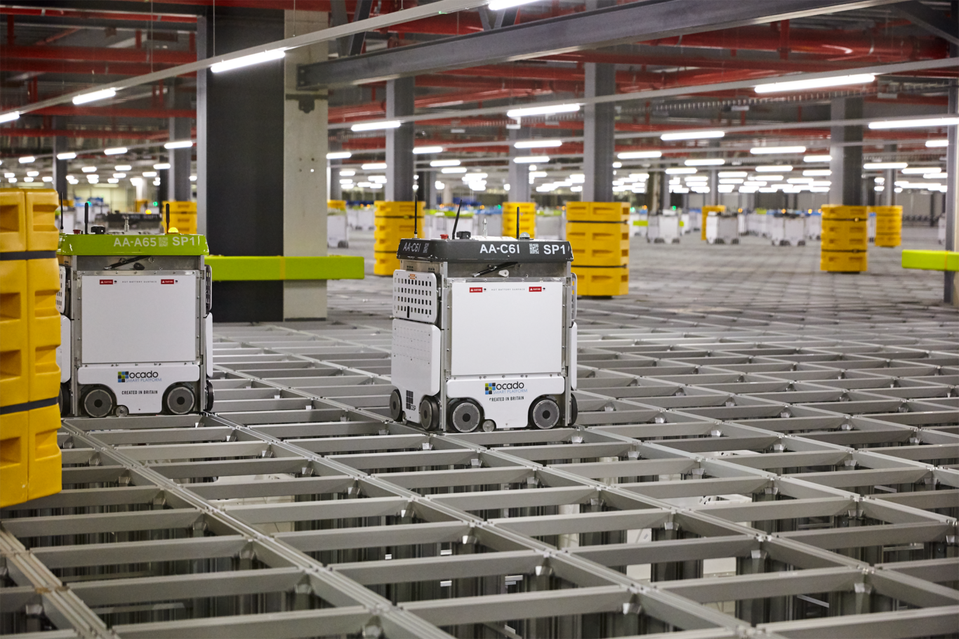 see-the-ocado-robots-whizz-around-their-automated-supermarket-warehouse