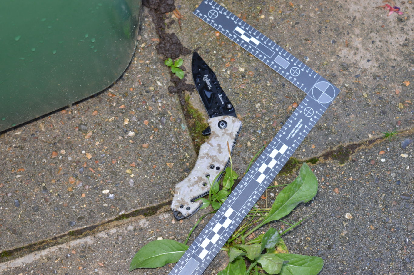 Troy Thomas' flick knife (Scotland Yard/PA)