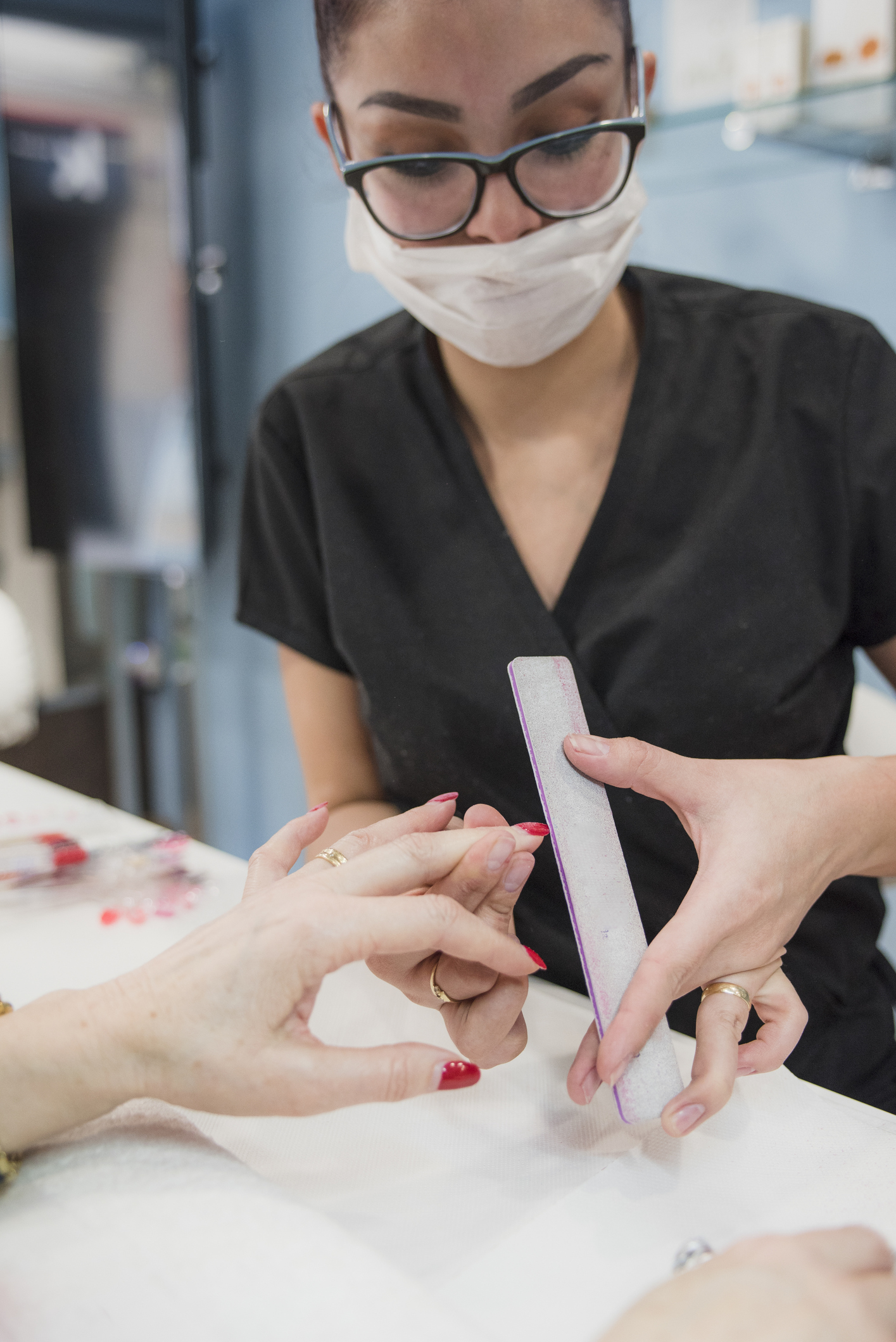 Is your nail technician putting your health at risk? 9 ways to tell if