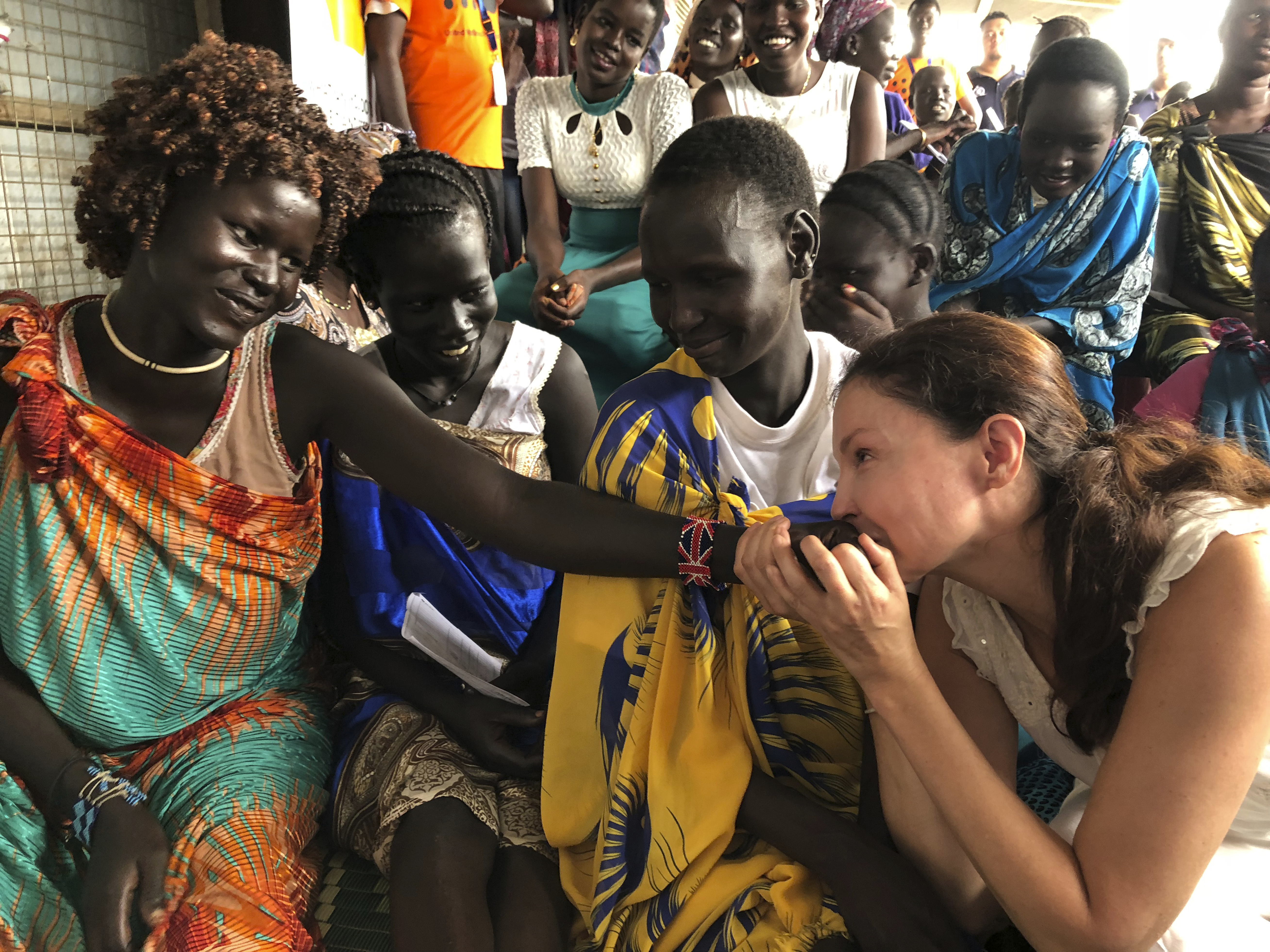 Actress Ashley Judd meets refugees in Juba, South Sudan