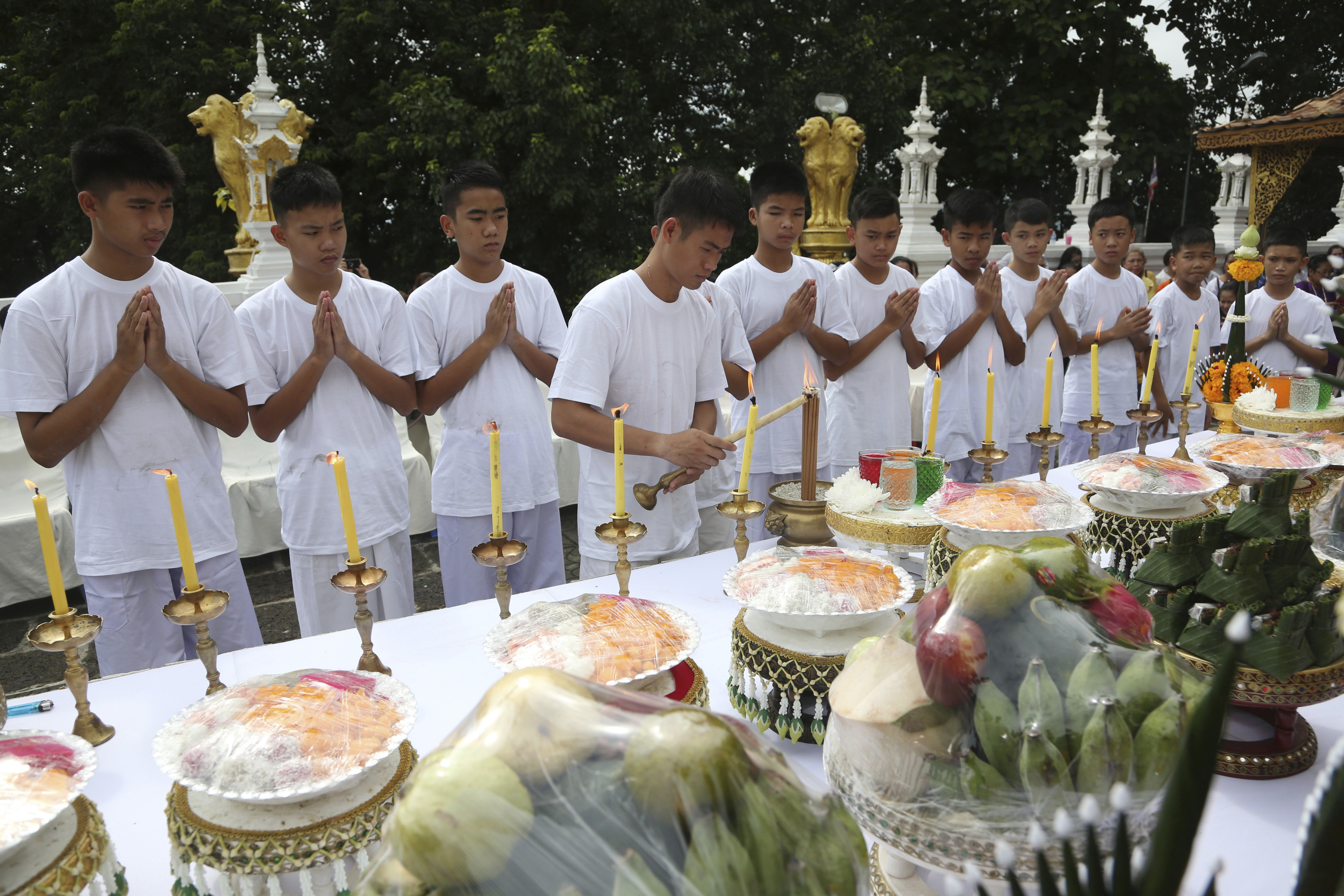 Buddhist ceremony