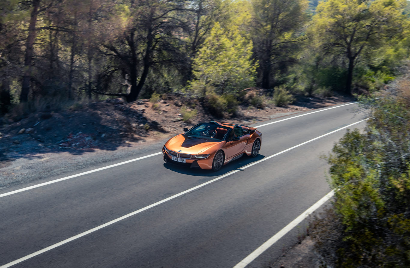 The i8 Roadster suffers only a slight weight penalty over the coupe