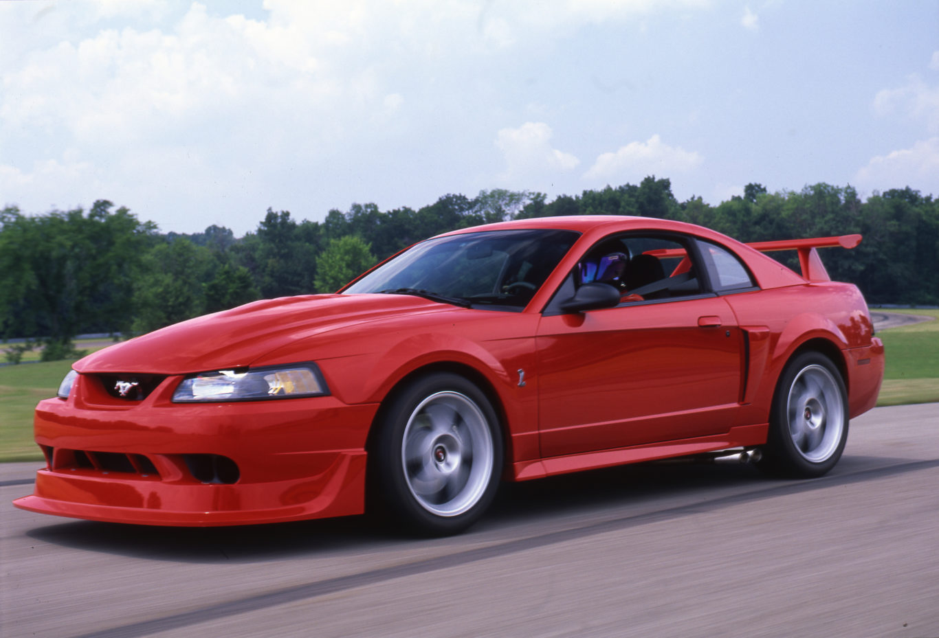 Ford Mustang SVT Cobra r 2000