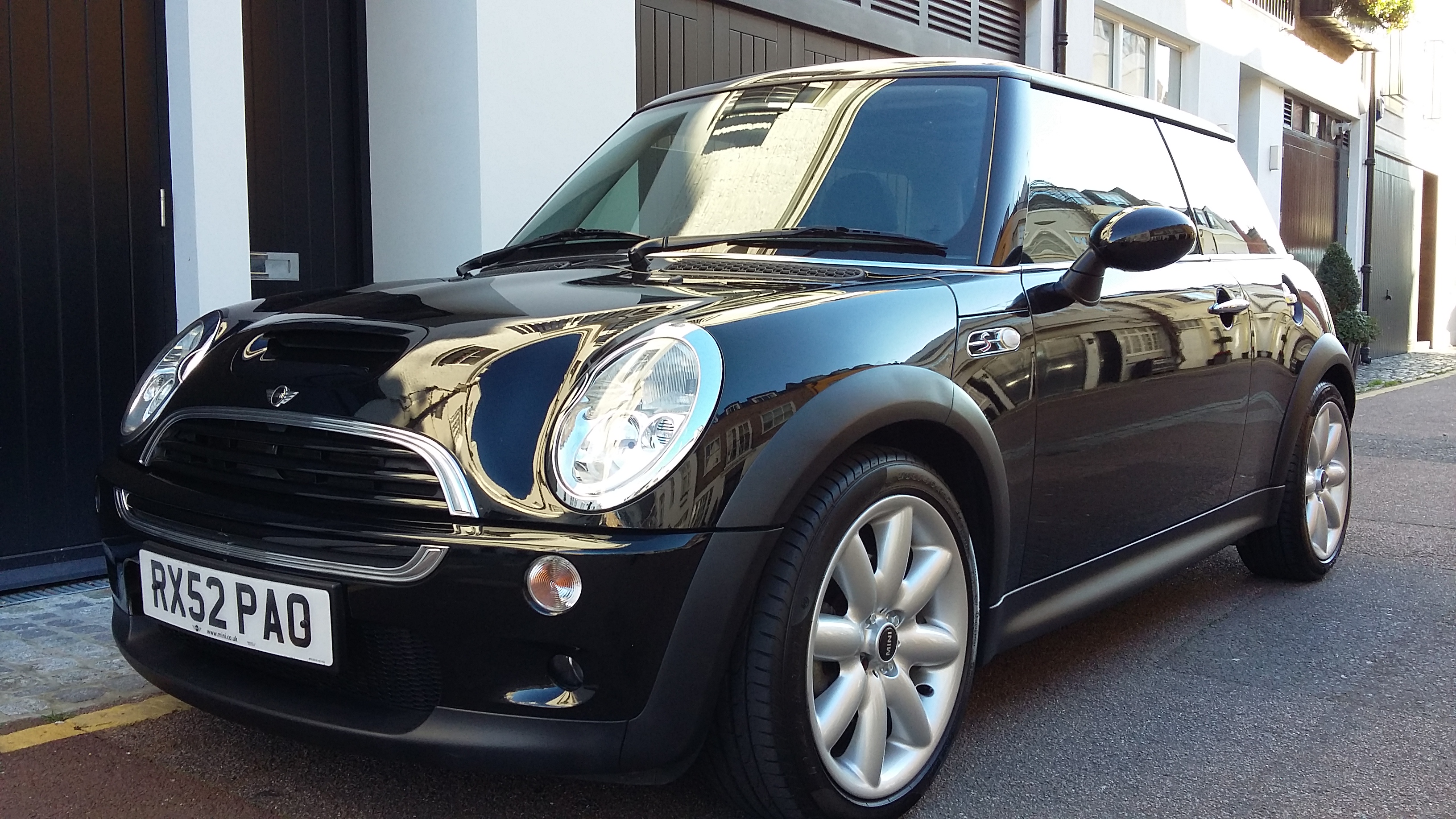 The Mini Cooper (Auto Trader)