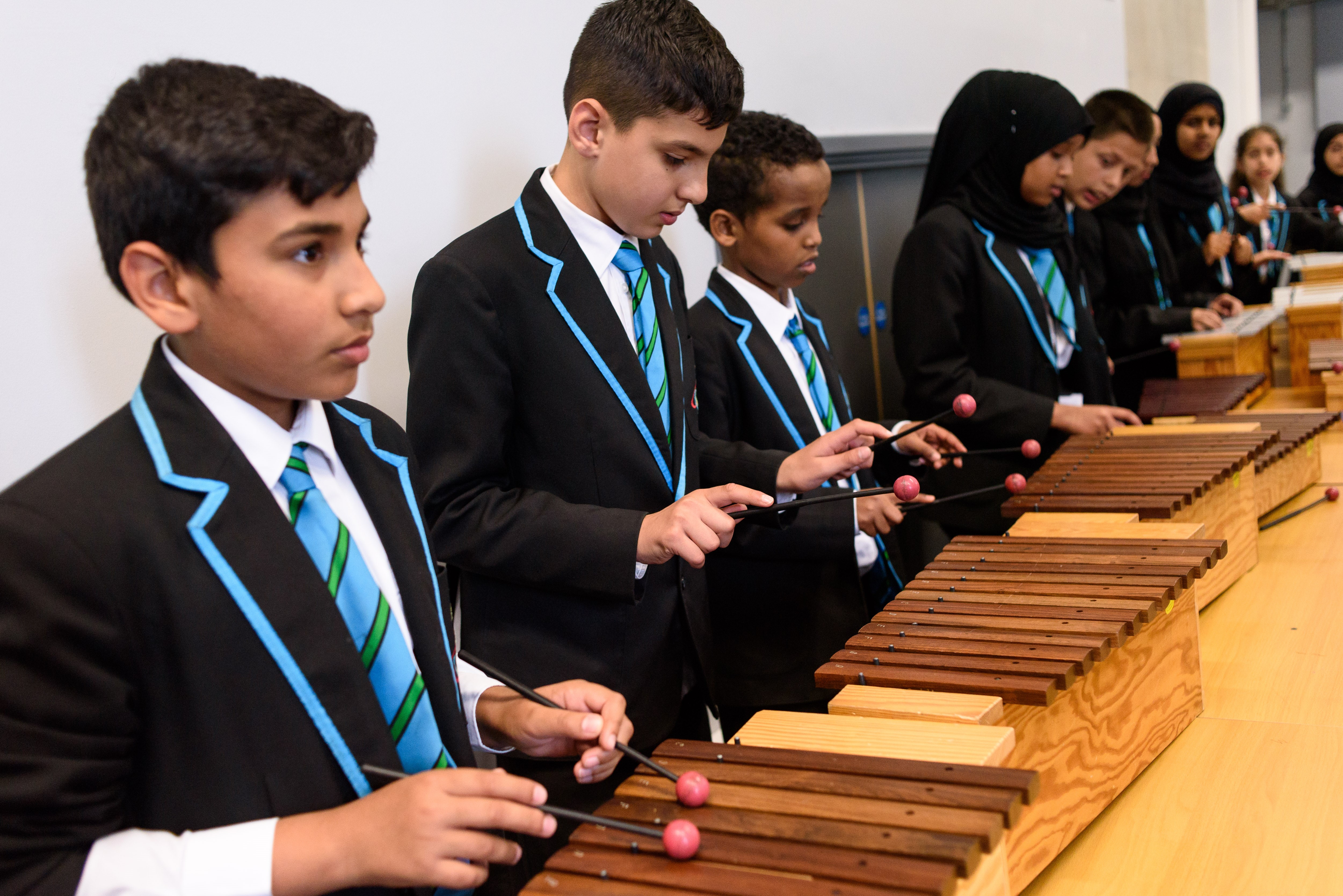 Children experiencing orchestral music