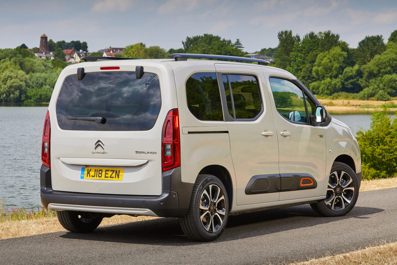 First Drive: The Citroen Berlingo mixes charm with incredible ...