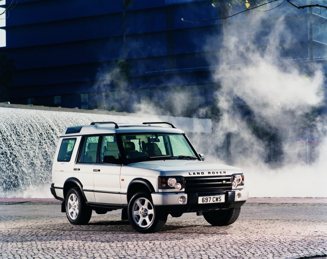 Ленд ровер дискавери характеристики. Land Rover Discovery 2. Land Rover Discovery II 1998-2004. Land Rover Discovery II (1998). Ленд Ровер Дискавери 2004.