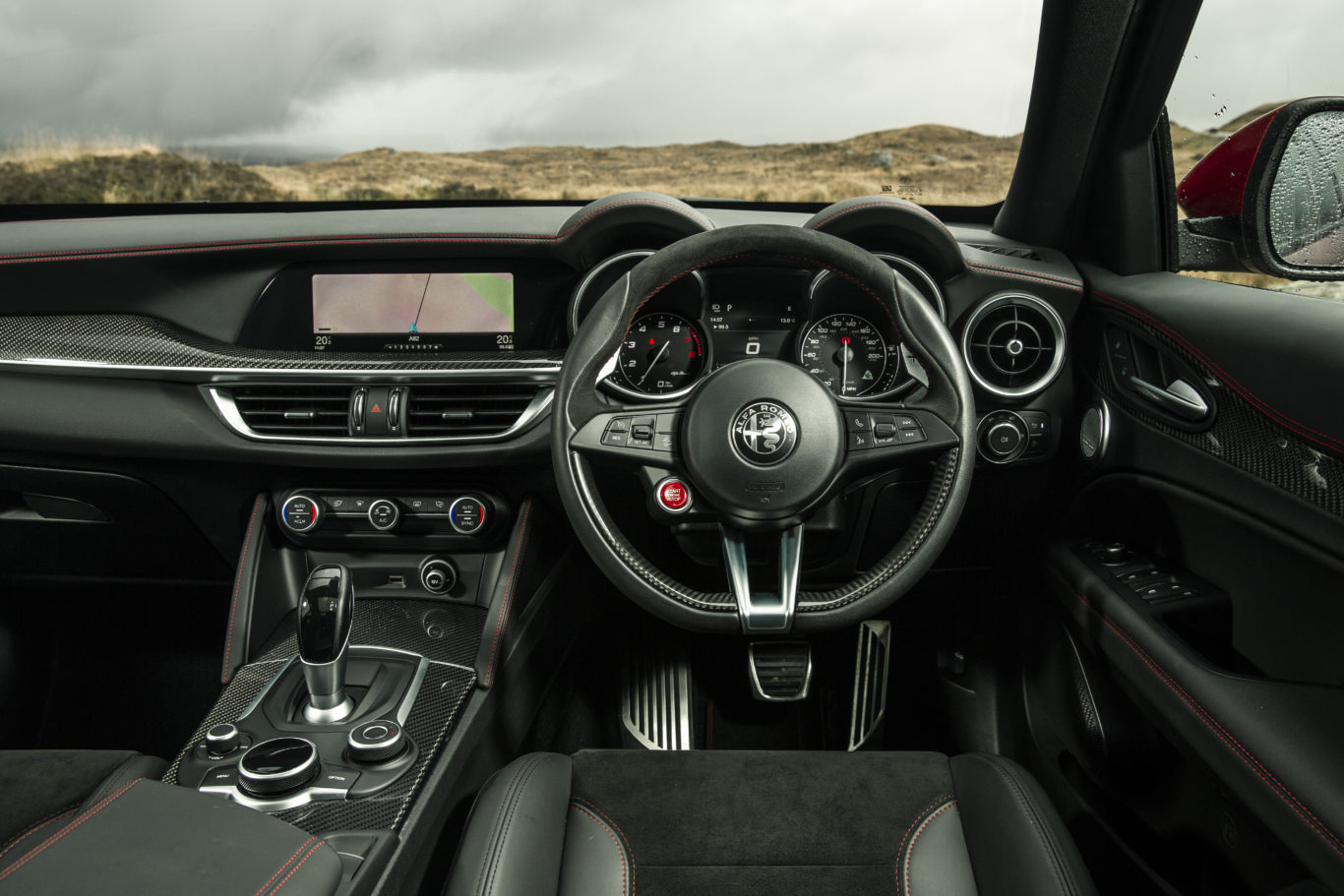 The interior fo the Stelvio is a mixture of the good and the bad