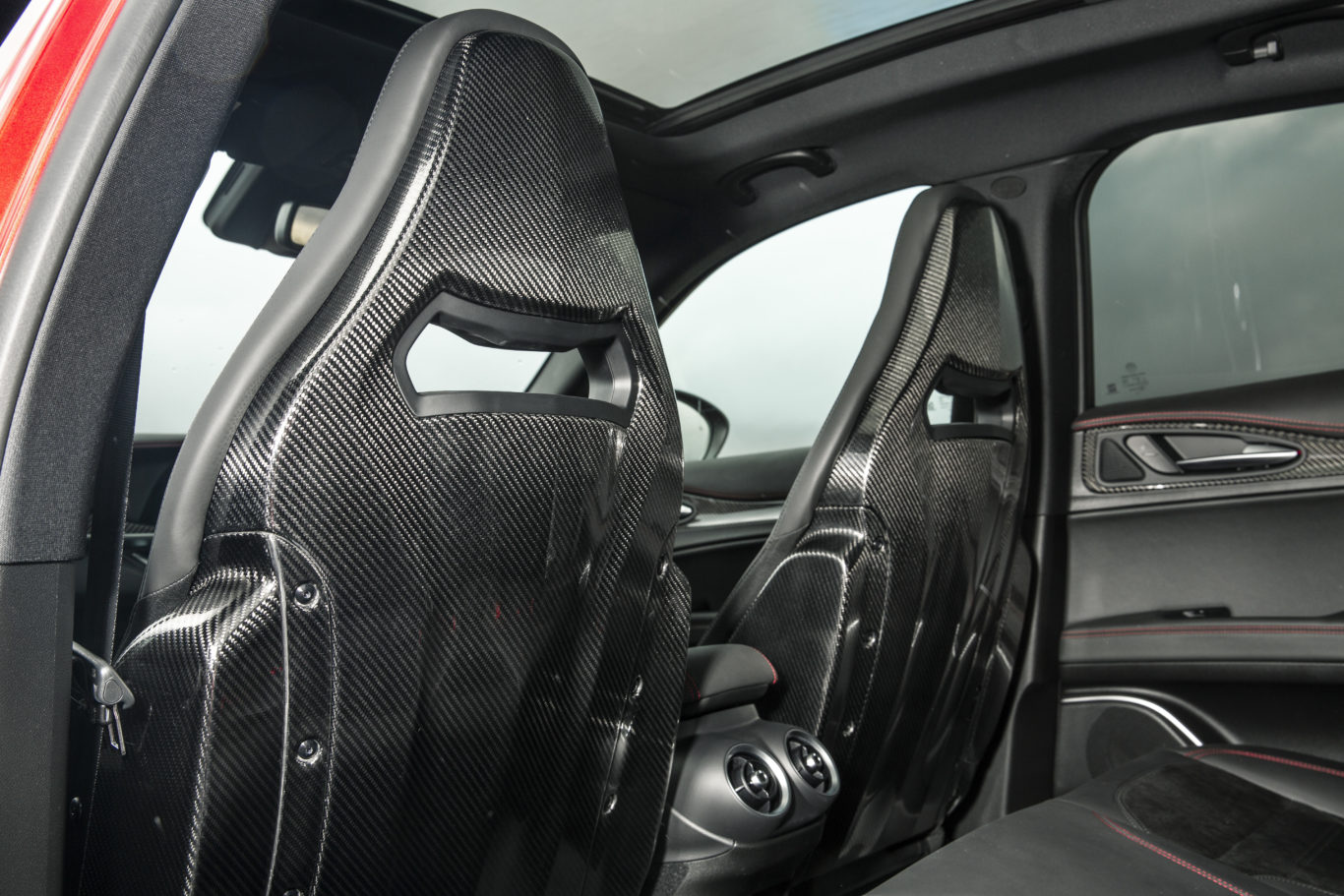Carbon-shell seats look great and are comfortable