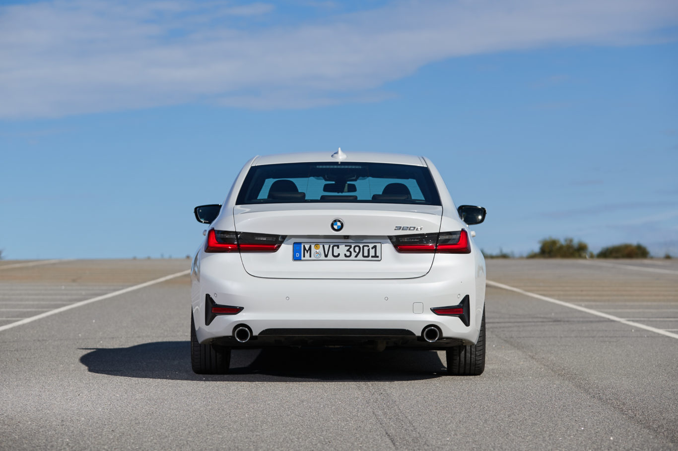 The rear of the 3 Series features sharper lines EMBARGO 11/12/2018 11:01 GMT