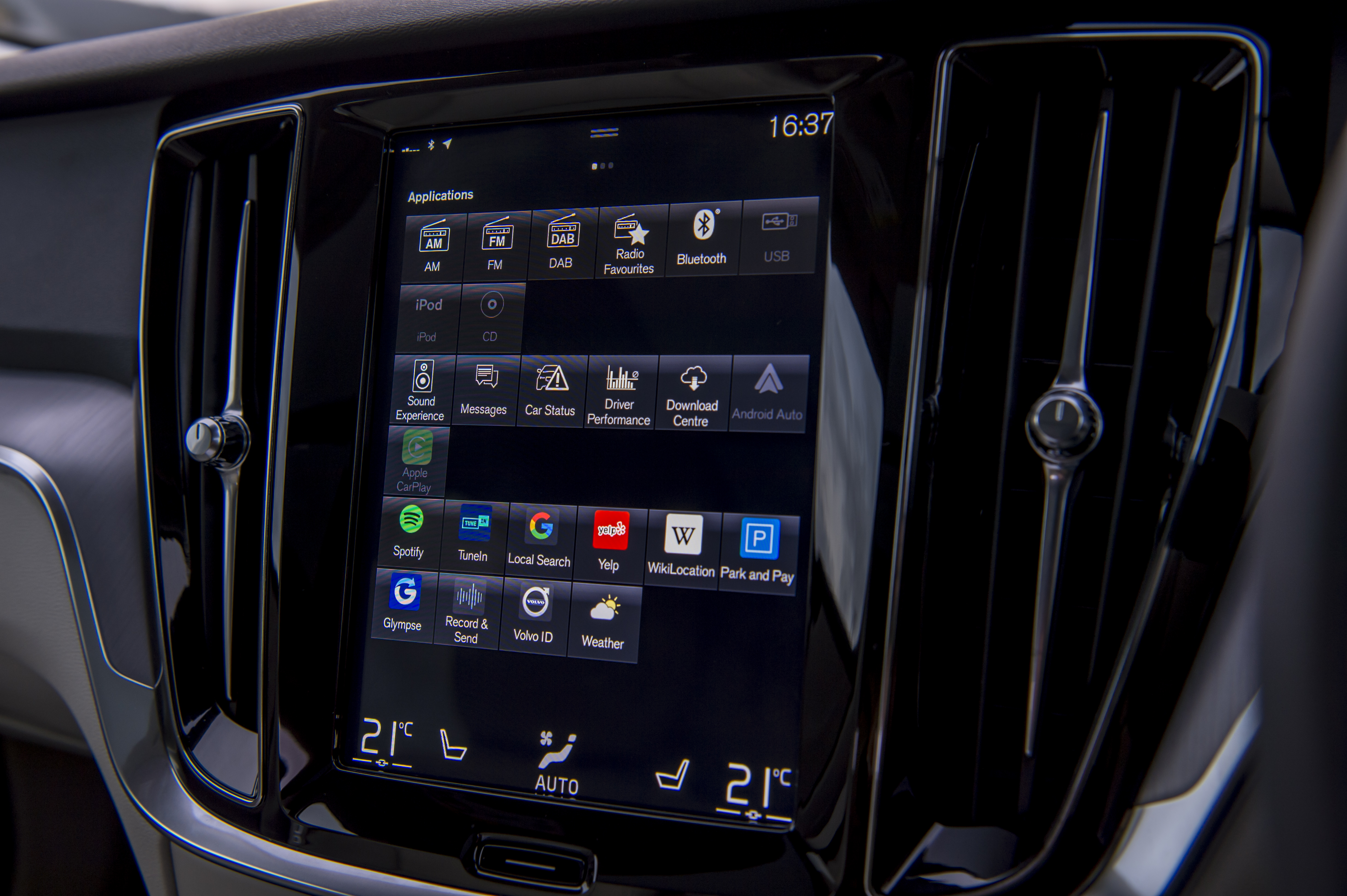 Android P Makes Volvo S In Car Infotainment System Even Better