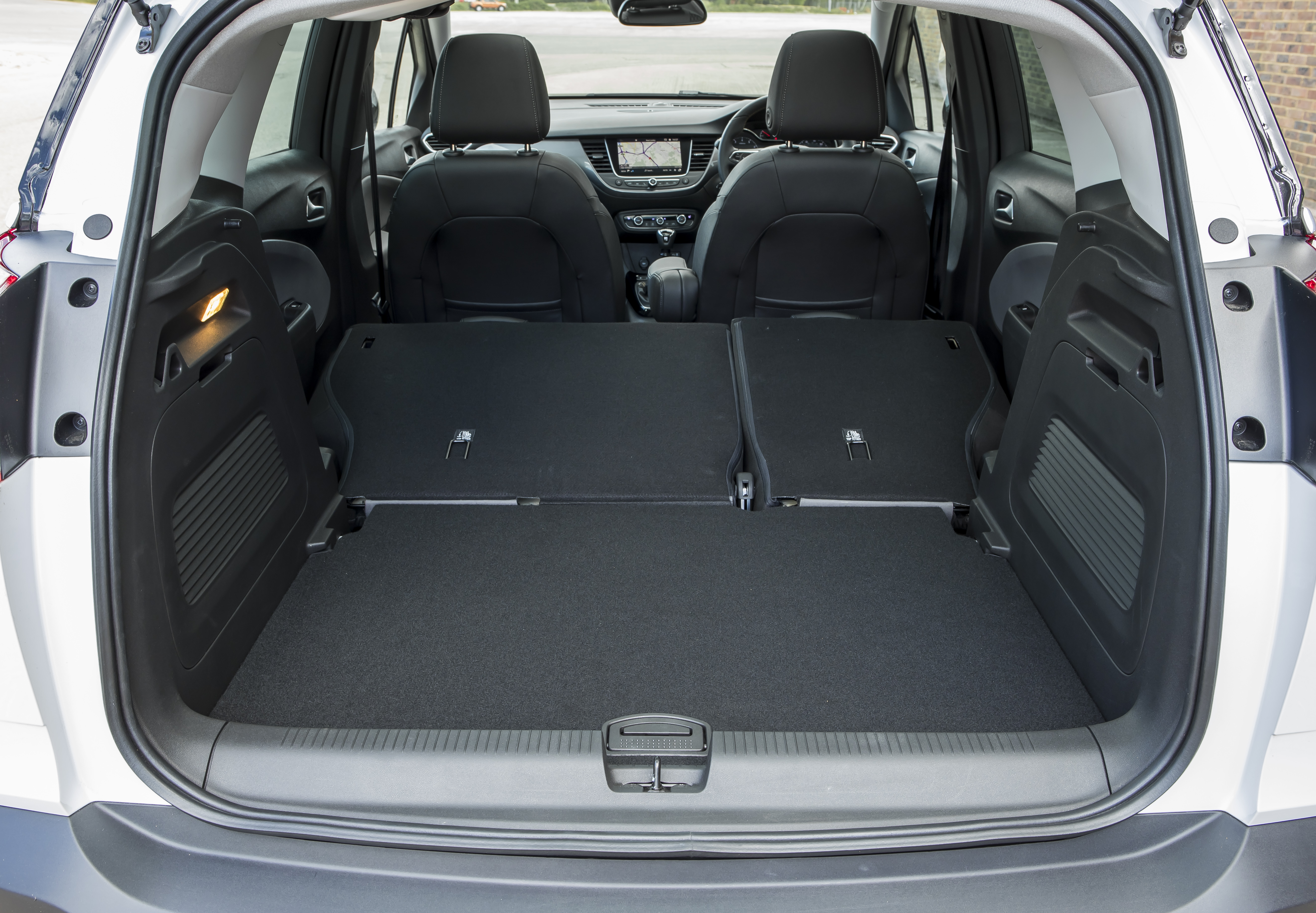 The boot can be extended thanks to folding rear seats