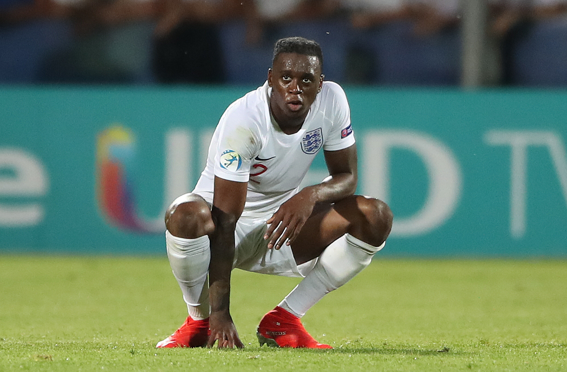 Aaron Wan-Bissaka playing for England Under-21s